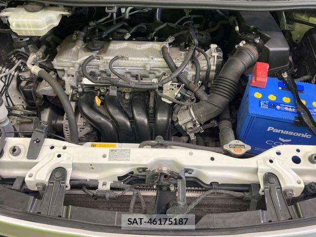 Toyota NOAH 2014-10 8363233-17