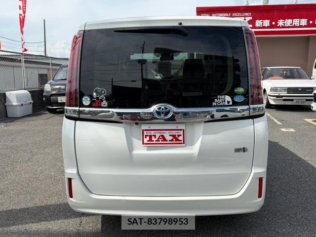 Toyota NOAH 2019-05 8363523-10