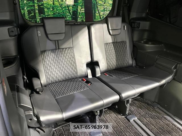 Toyota NOAH 2023-08 8363538-10