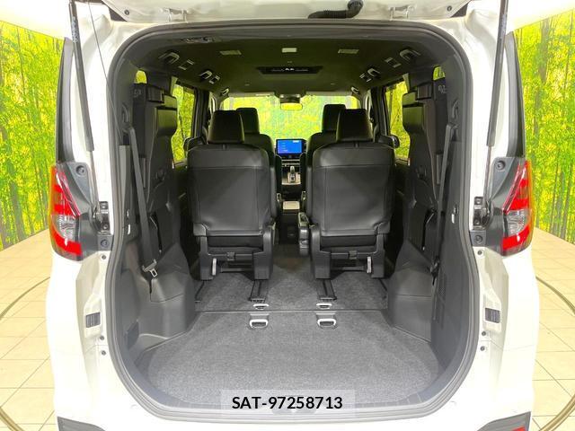 Toyota NOAH 2026-02 8363621-10