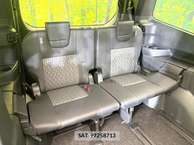 Toyota NOAH 2026-02 8363621-9