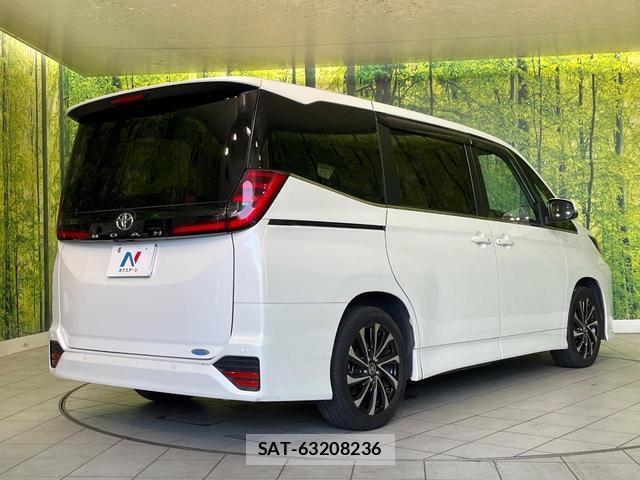 Toyota NOAH 2023-03 8363629-17