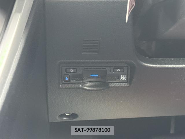 Toyota NOAH 2024-11 8363743-7