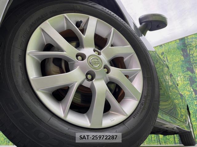 Nissan NOTE 2016-11 8360521-12