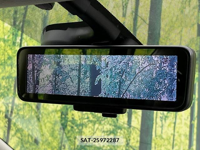 Nissan NOTE 2016-11 8360521-4