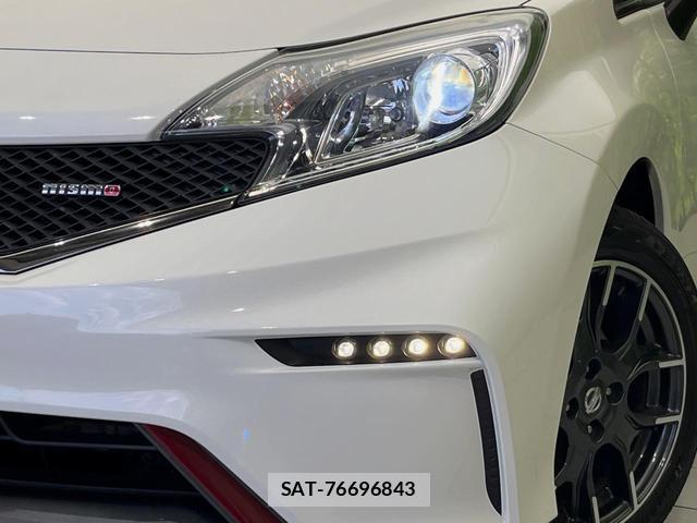 Nissan NOTE 2015-03 8360530-11