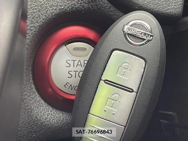 Nissan NOTE 2015-03 8360530-6