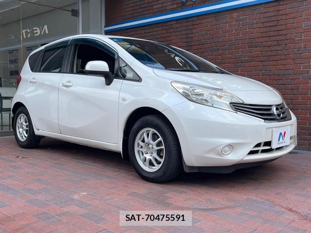 Nissan NOTE 2013-11 8361478-15