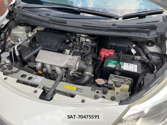 Nissan NOTE 2013-11 8361478-17