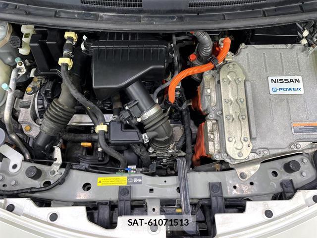 Nissan NOTE 2019-06 8361538-18