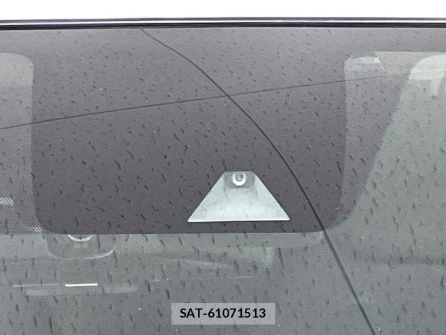 Nissan NOTE 2019-06 8361538-6