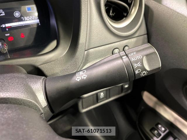 Nissan NOTE 2019-06 8361538-8