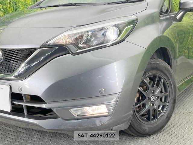 Nissan NOTE 2018-06 8361783-11