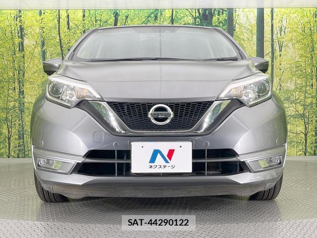 Nissan NOTE 2018-06 8361783-13