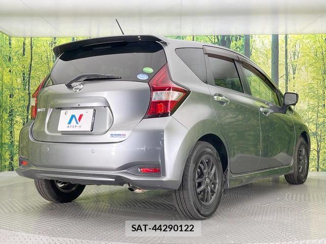 Nissan NOTE 2018-06 8361783-16