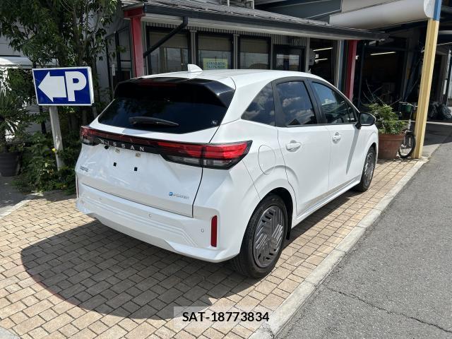 Nissan NOTE 2024-04 8362430-4