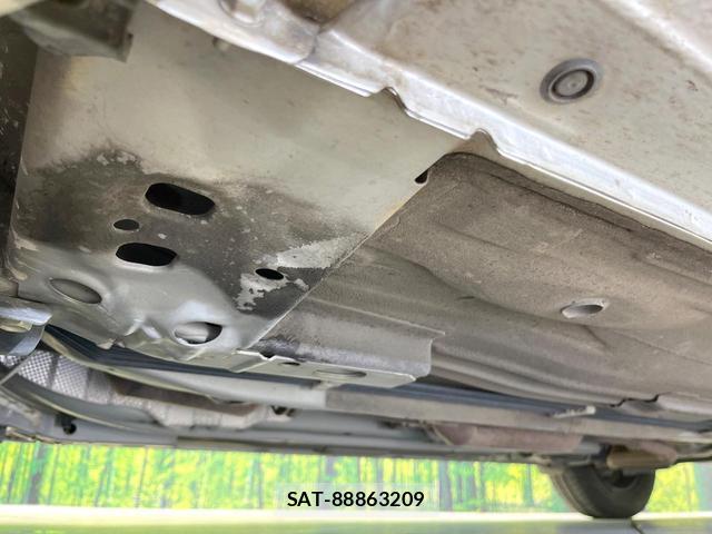 Nissan NOTE 2015-09 8362546-17