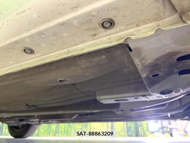 Nissan NOTE 2015-09 8362546-18