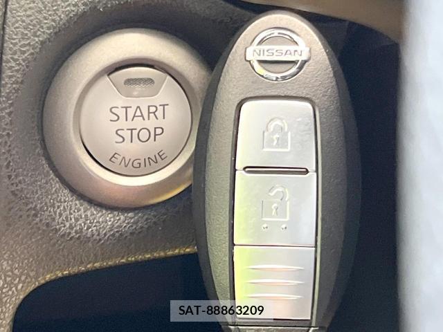 Nissan NOTE 2015-09 8362546-6