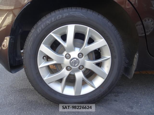 Nissan NOTE 2016-11 8362646-11