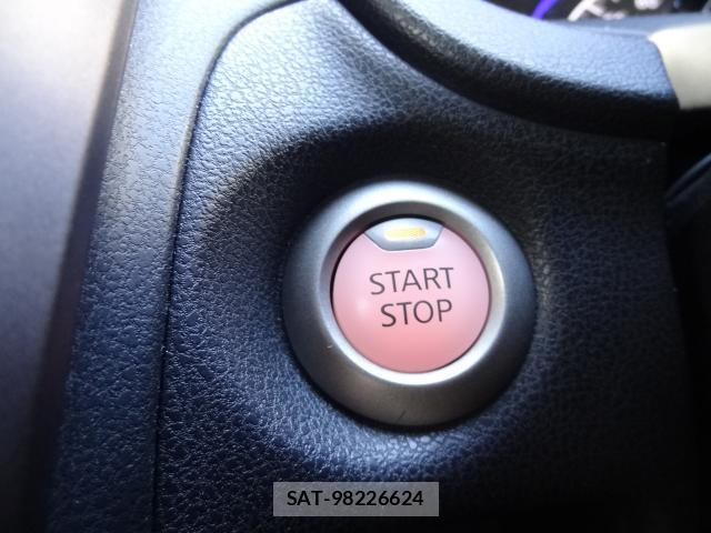 Nissan NOTE 2016-11 8362646-5