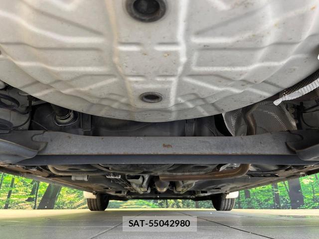 Nissan NOTE 2016-01 8363082-18