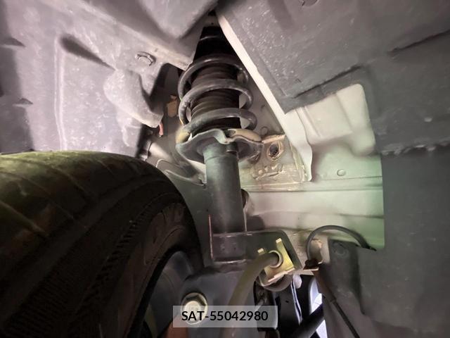 Nissan NOTE 2016-01 8363082-19