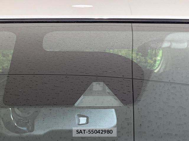 Nissan NOTE 2016-01 8363082-2