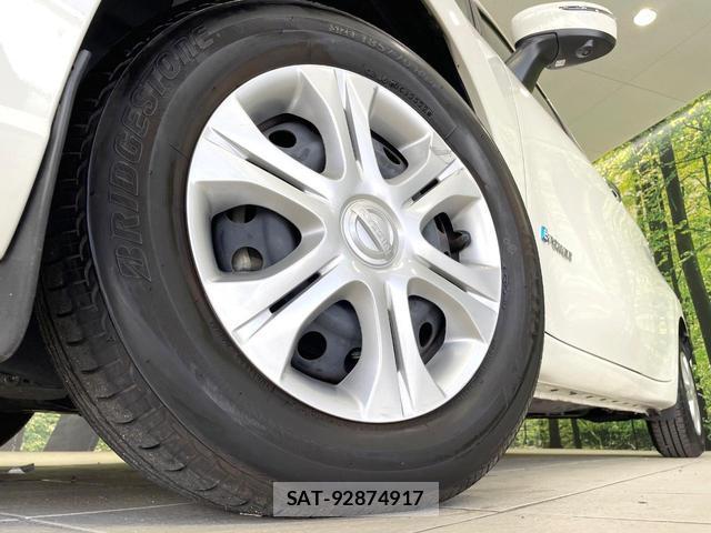 Nissan NOTE 2019-02 8363407-12