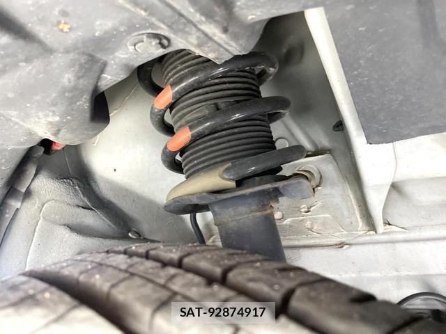 Nissan NOTE 2019-02 8363407-18