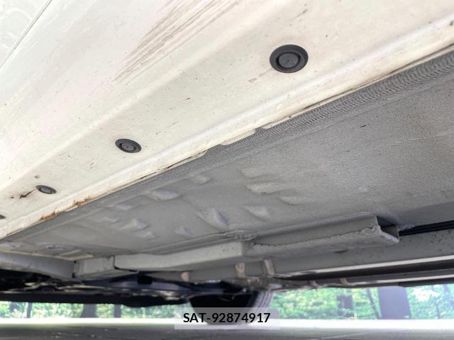 Nissan NOTE 2019-02 8363407-19