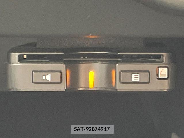 Nissan NOTE 2019-02 8363407-5