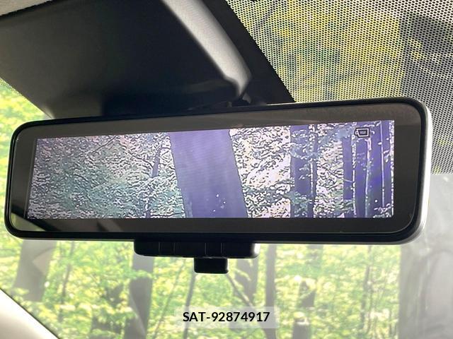 Nissan NOTE 2019-02 8363407-6