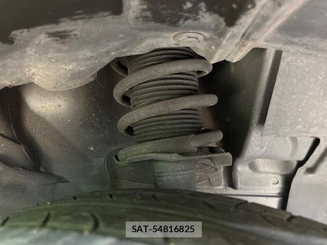 Nissan NOTE 2018-10 8363636-19