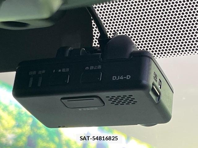 Nissan NOTE 2018-10 8363636-6