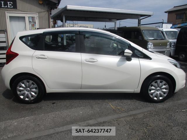 Nissan NOTE 2015-03 8363641-3