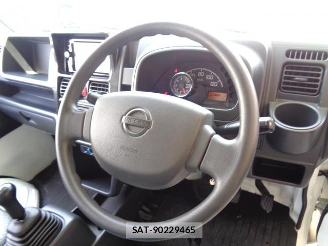 Nissan CLIPPER TRUCK 2016-08 8363120-12