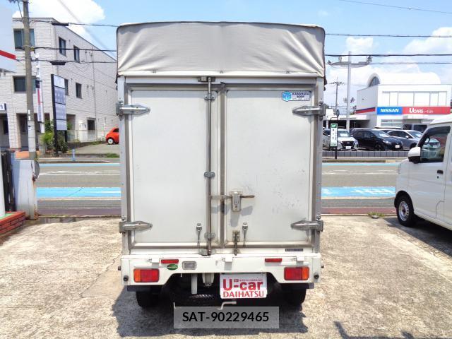 Nissan CLIPPER TRUCK 2016-08 8363120-5