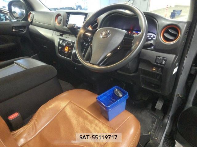 Nissan NV350 Caravan 2021-09 8360768-2