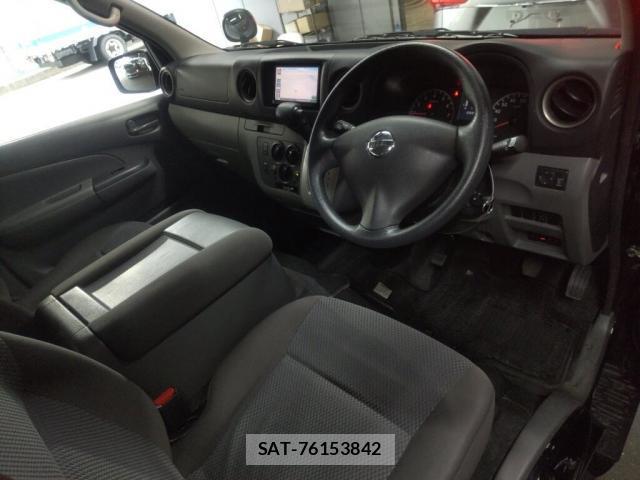 Nissan CARAVAN WAGON 2016-10 8360732-2