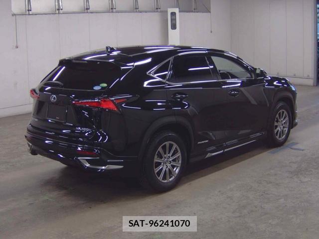 Lexus NX 2019-08 8360774-4