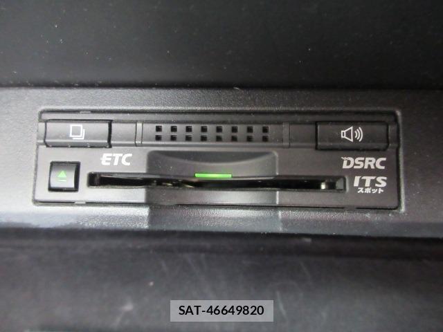 Lexus NX 2015-11 8360838-8