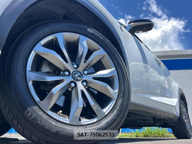 Lexus NX 2018-02 8361687-12