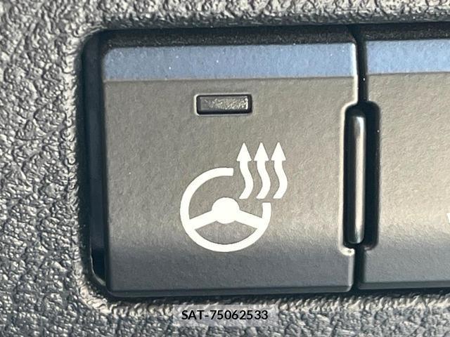 Lexus NX 2018-02 8361687-6