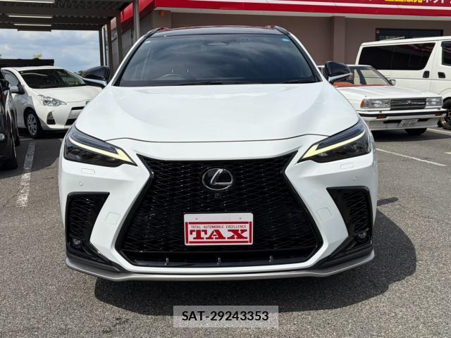 Lexus NX 2022-06 8363522-1