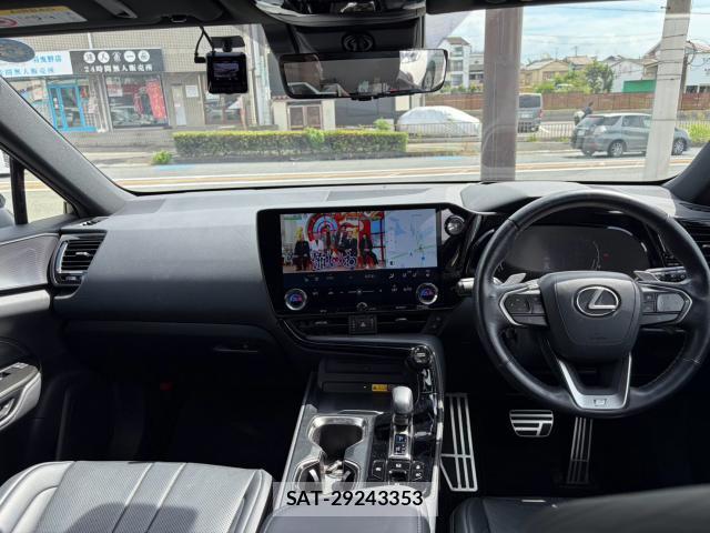 Lexus NX 2022-06 8363522-10