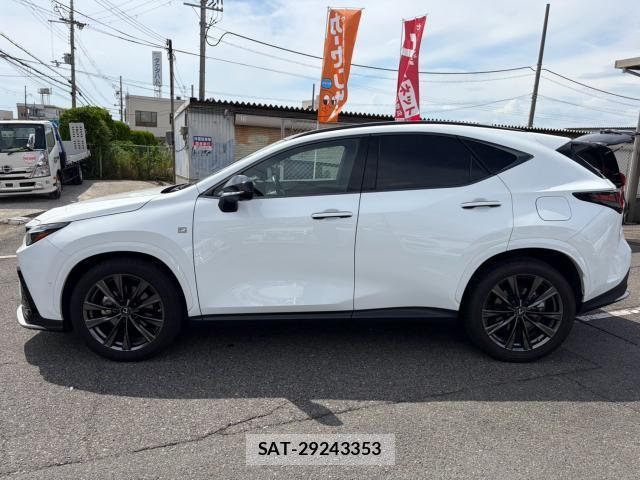 Lexus NX 2022-06 8363522-8