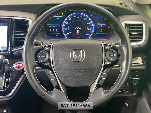 Honda ODYSSEY 2018-05 8362035-11