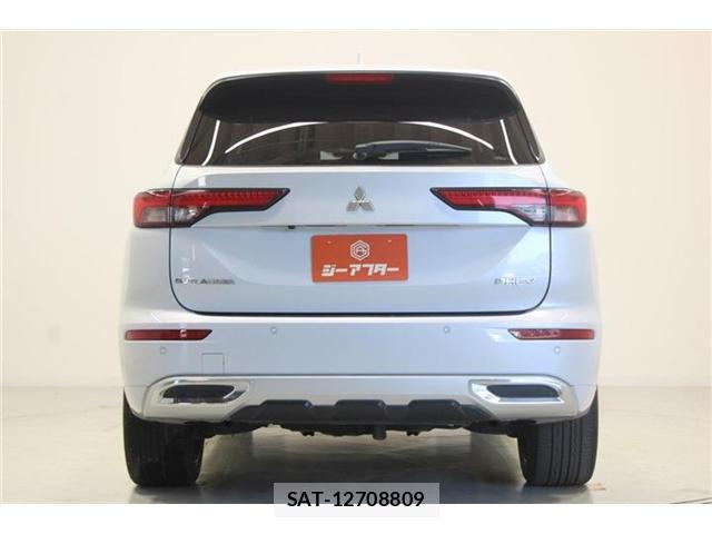 Mitsubishi OUTLANDER PHEV 2022-02 8360684-11