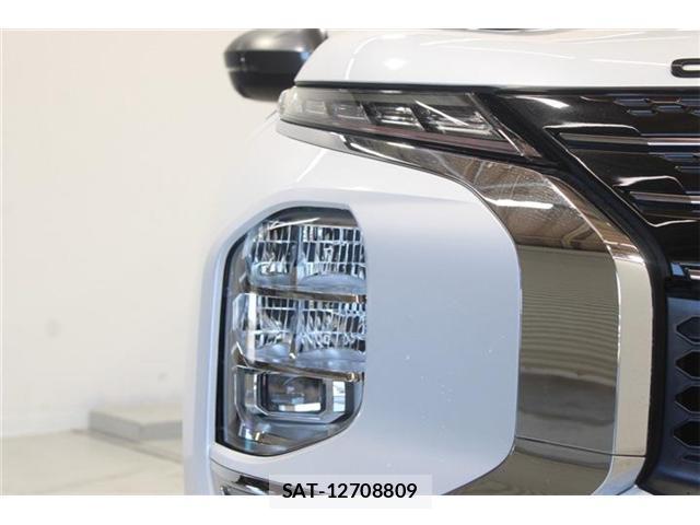 Mitsubishi OUTLANDER PHEV 2022-02 8360684-17